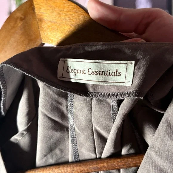 Elegant Essentials Sleeveless V Neck Tunic Dress A Line Taupe Women's - Picture 2 of 7